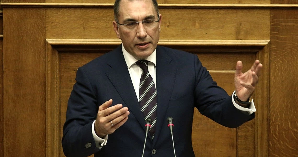 Βόμβα Δ. Καμμένου: Πήγαν να με πετάξουν με τις κλωτσιές από το γραφείο μου